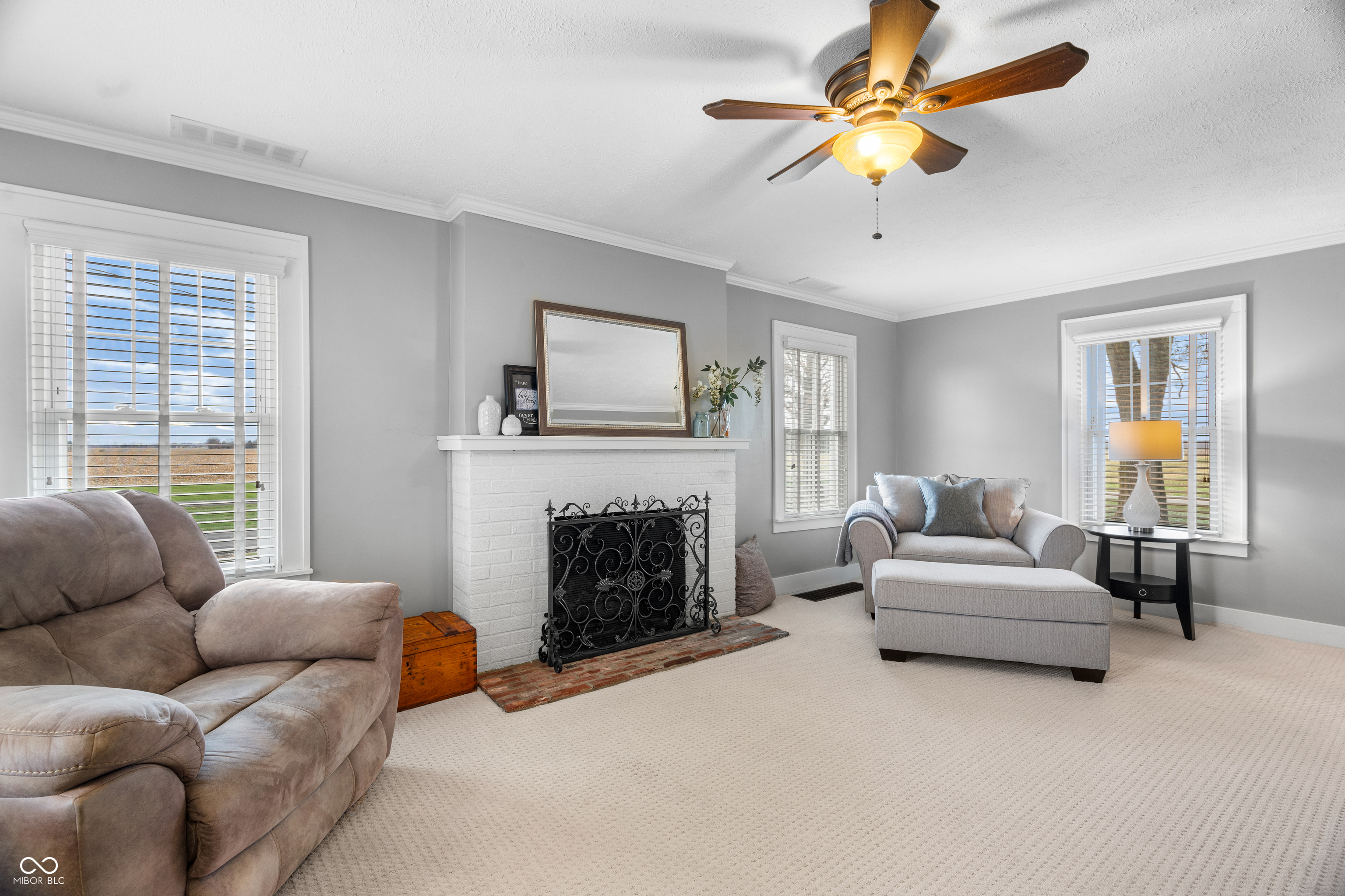 12591 North Marr Road Columbus, IN 47203 - Photo 6 of 36 Gallery Image 6