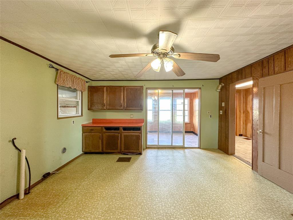 17263 Airport Road Linesville, PA 16424 - Photo 10 of 50 a very nice looking room with a large window