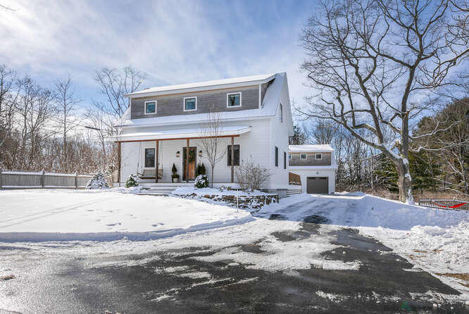 3 Sweetsir Road Cape Elizabeth, ME 04107 - Photo 2 of 63 3 Sweetsir Rd Cape Elizabeth-small-002-0