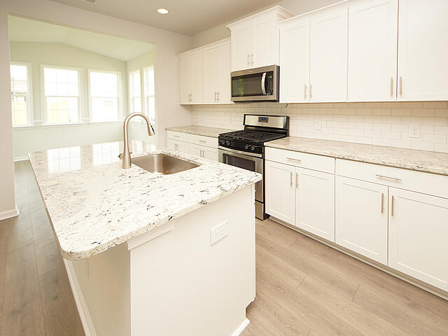 3905 Datchet Road North Charleston, SC 29420 - Photo 4 of 19 06