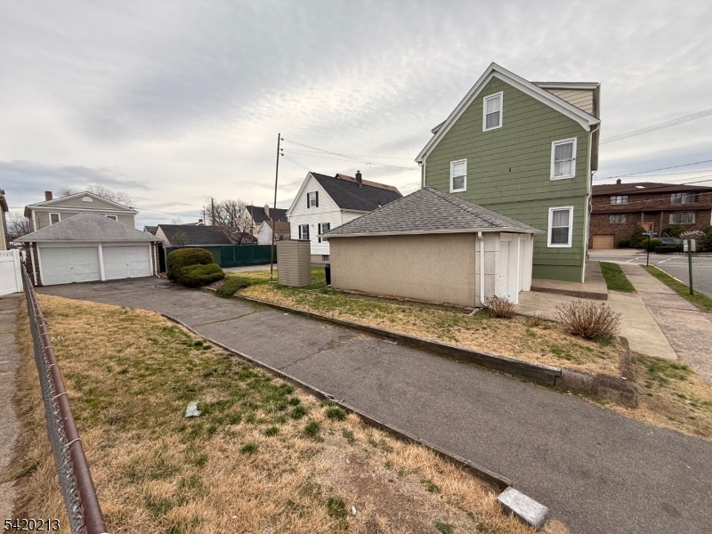 121 Halstead Avenue Wallington, NJ 07057 - Photo 5 of 16