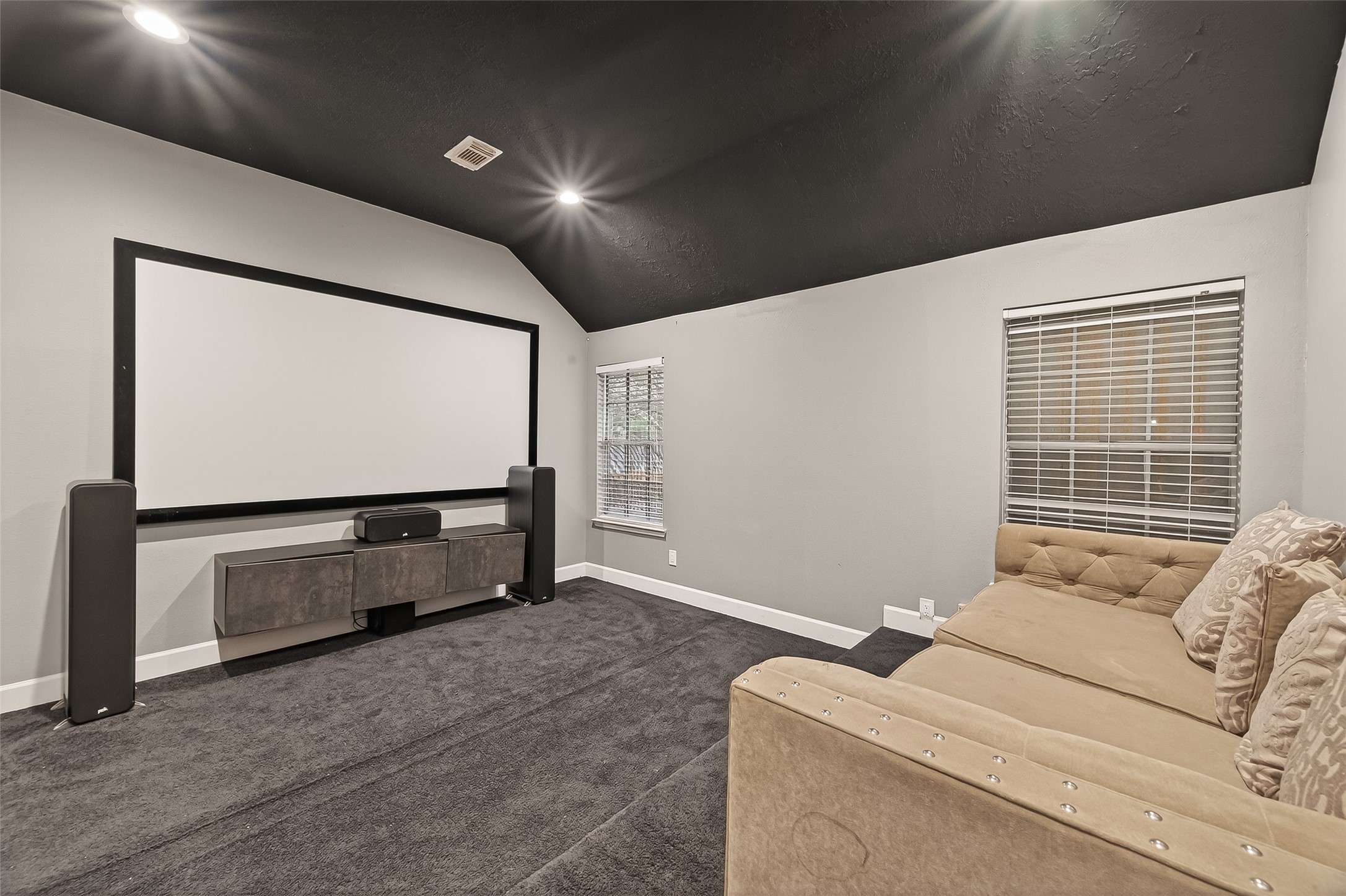 12206 Paddock Way Houston, TX 77065 - Photo 22 of 44 a living room with furniture