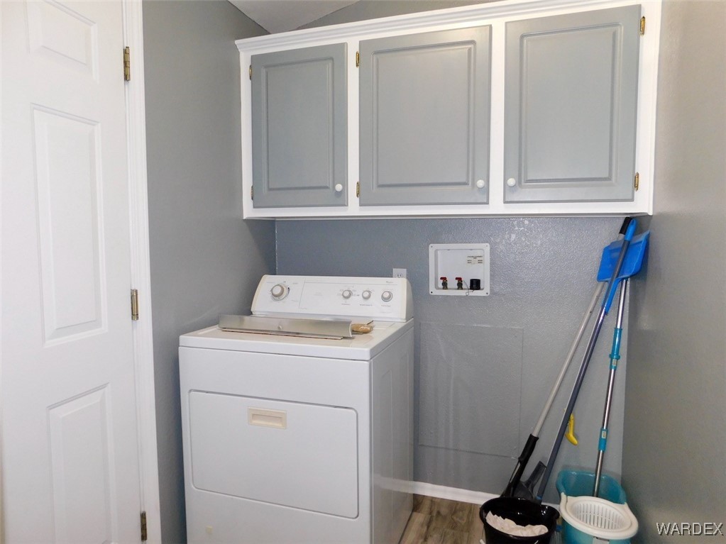 1545 East El Rodeo Road, Unit 170 Fort Mohave, AZ 86426 - Photo 25 of 26 Laundry