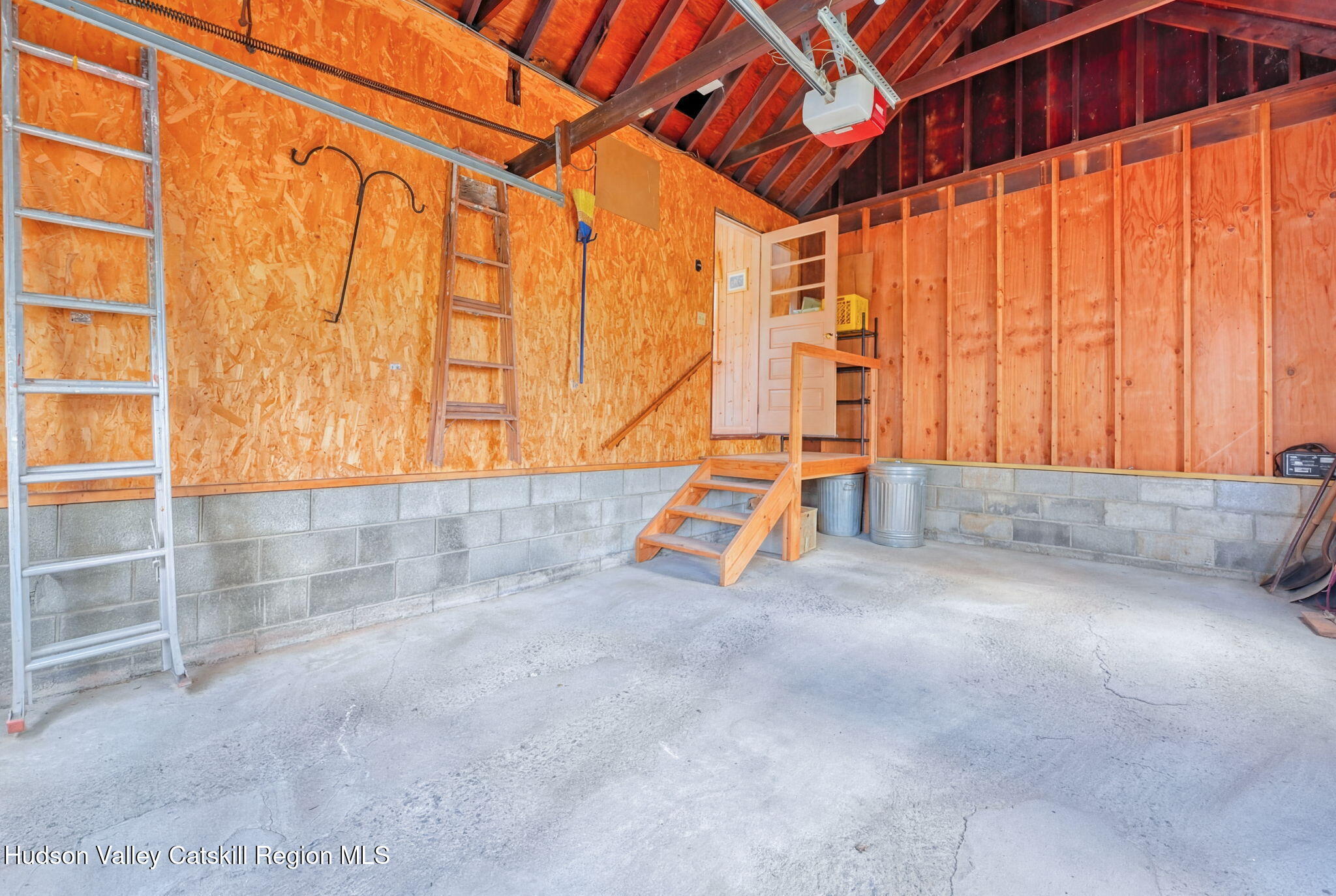 178 Old Rte 32 Saugerties, NY 12477 - Photo 17 of 25 49-garage-5