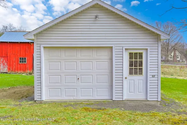 $425,000 | 178 Old Rte 32, Saugerties, NY 12477