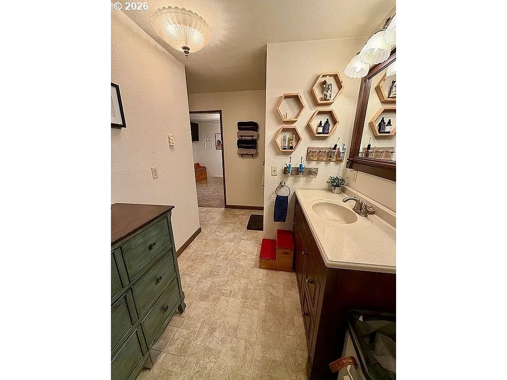 23625 South Highway 99W Amity, OR 97101 - Photo 11 of 34