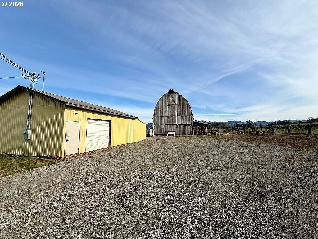 23625 South Highway 99W Amity, OR 97101 - Photo 20 of 34