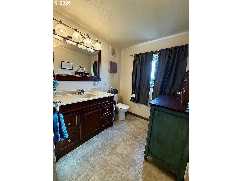 23625 South Highway 99W Amity, OR 97101 - Photo 10 of 34
