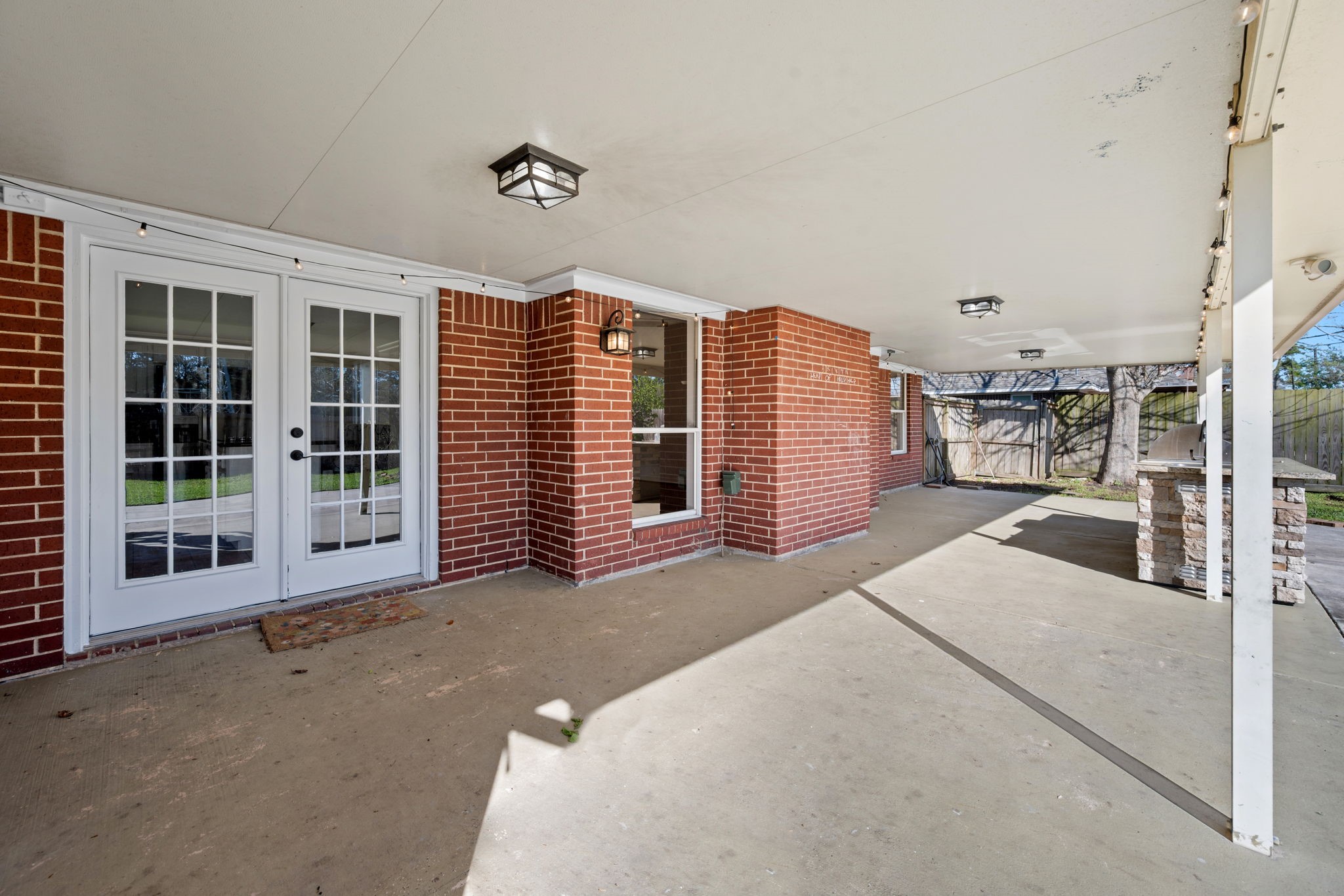 7302 Maple Lane Baytown, TX 77521 - Photo 21 of 24 Covered Patio