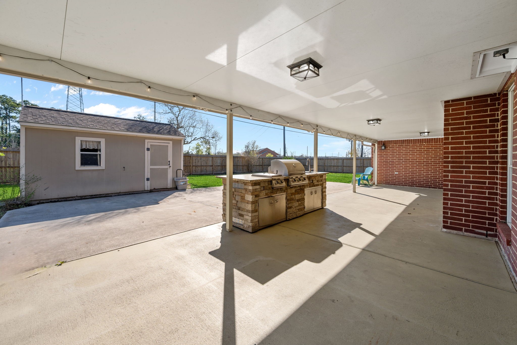 7302 Maple Lane Baytown, TX 77521 - Photo 22 of 24 Outdoor Kitchen