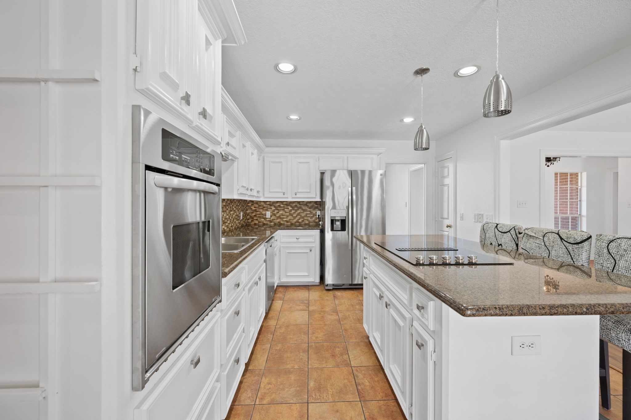 7302 Maple Lane Baytown, TX 77521 - Photo 10 of 24 Great Kitchen with Good Flow