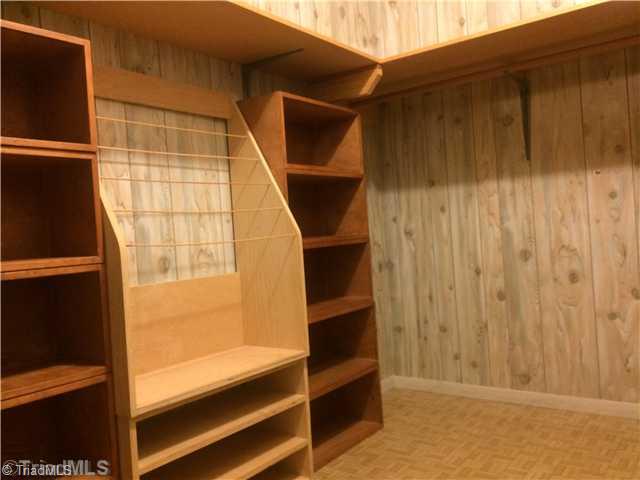 685 Watford Road Thomasville, NC 27360 - Photo 8 of 13 Other. Large closet