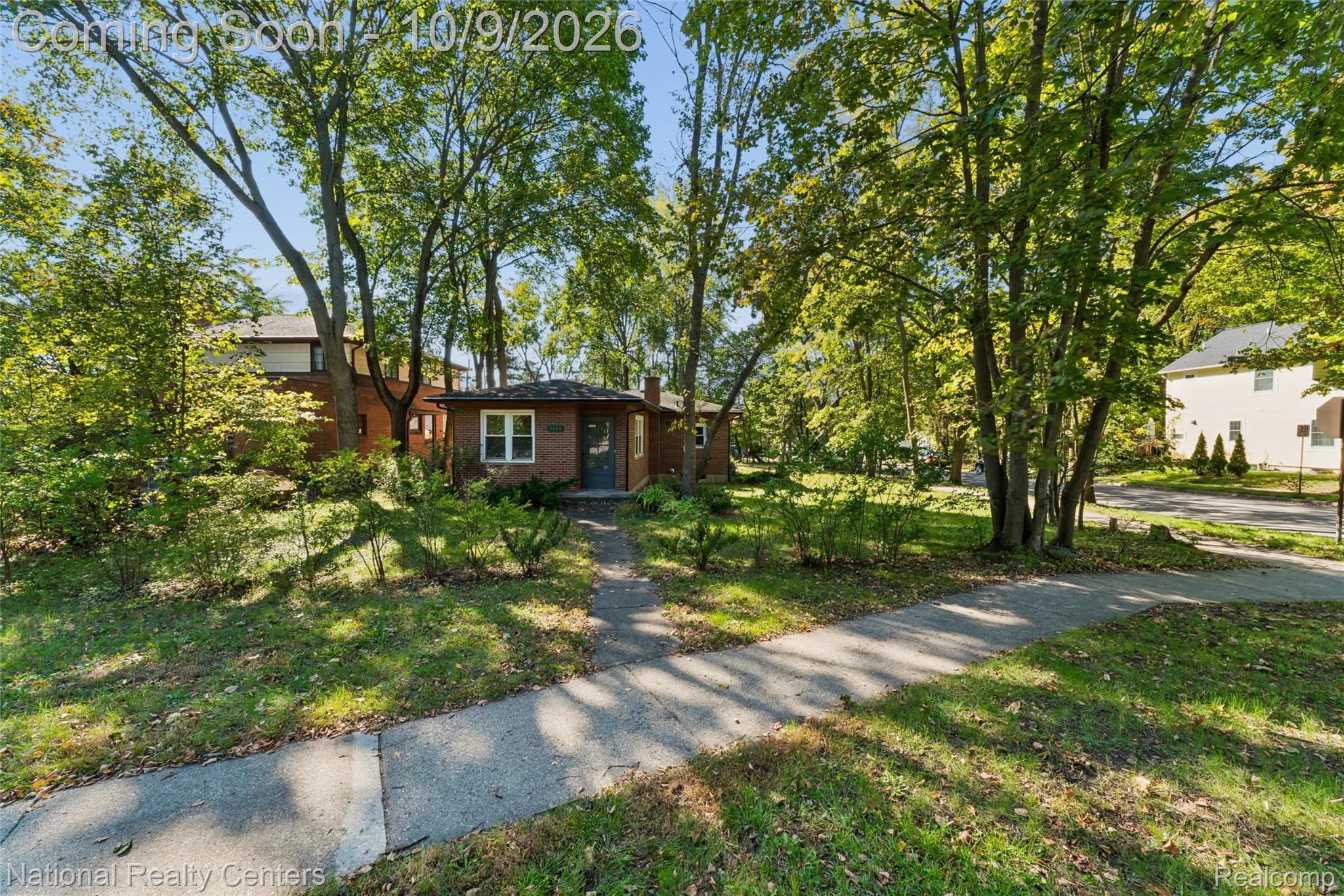 2444 Packard Road Ann Arbor, MI 48104 - Photo 27 of 31 photos_high_resolution_4.jpg