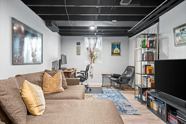 $545,000 | 400 Montgomery Avenue, Ann Arbor, MI 48103