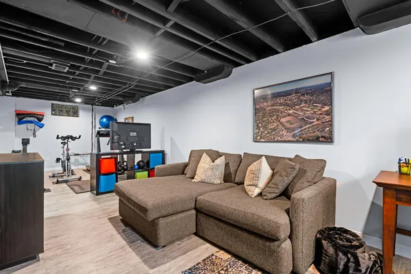 $545,000 | 400 Montgomery Avenue, Ann Arbor, MI 48103