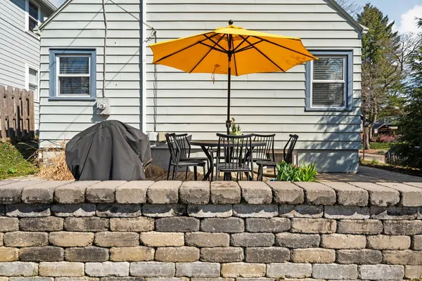 $545,000 | 400 Montgomery Avenue, Ann Arbor, MI 48103