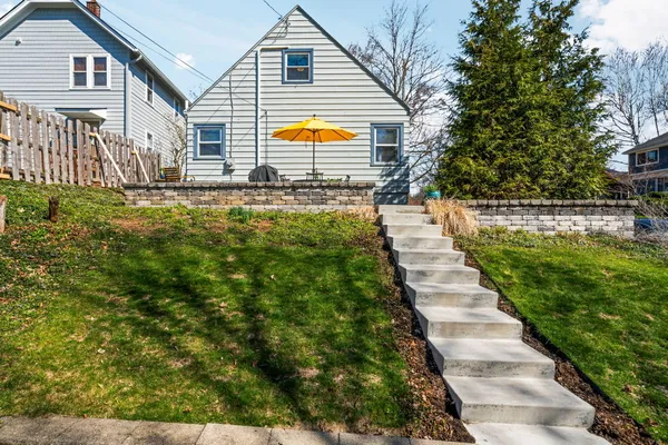$545,000 | 400 Montgomery Avenue, Ann Arbor, MI 48103