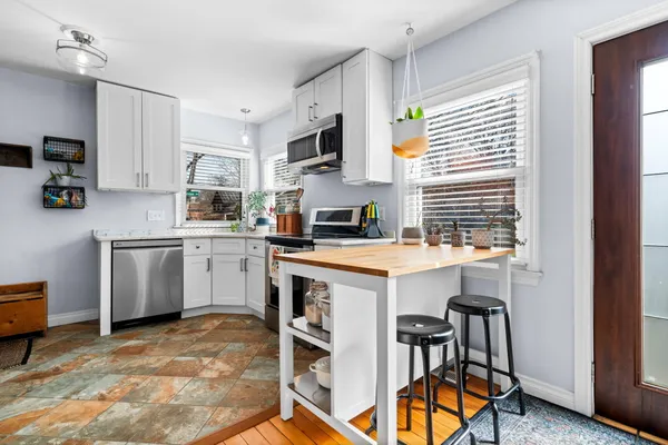 $545,000 | 400 Montgomery Avenue, Ann Arbor, MI 48103