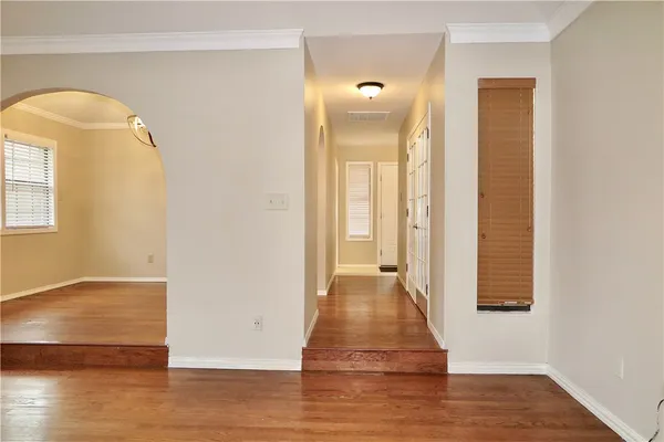 $2,500 | 201 Norwood Street West, Georgetown, TX 78628