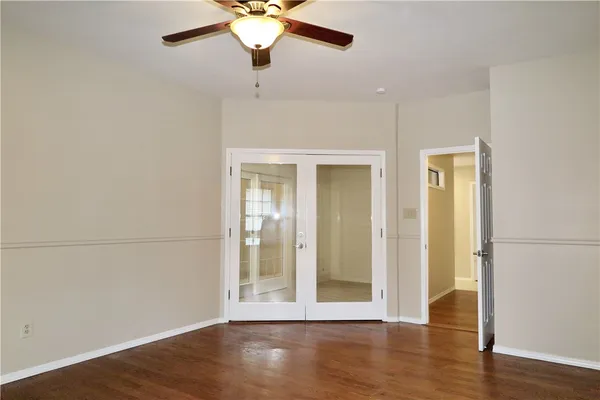 $2,500 | 201 Norwood Street West, Georgetown, TX 78628