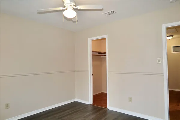 $2,500 | 201 Norwood Street West, Georgetown, TX 78628