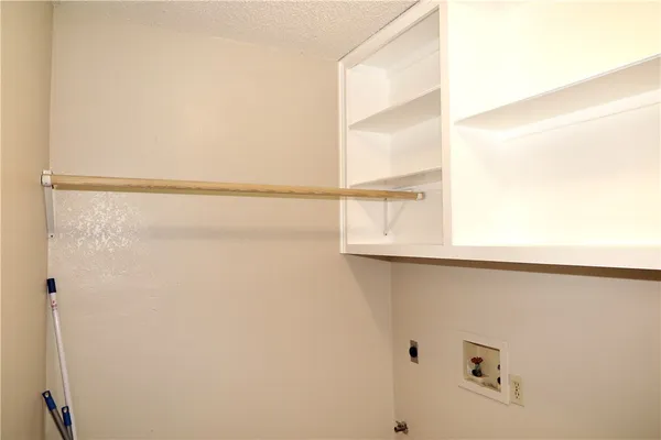 $2,500 | 201 Norwood Street West, Georgetown, TX 78628