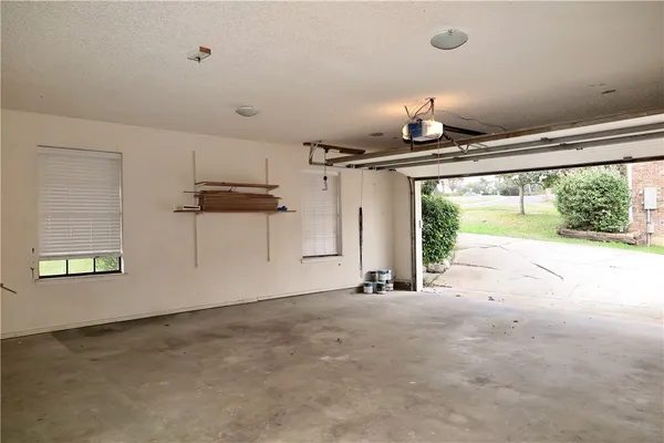 $2,500 | 201 Norwood Street West, Georgetown, TX 78628