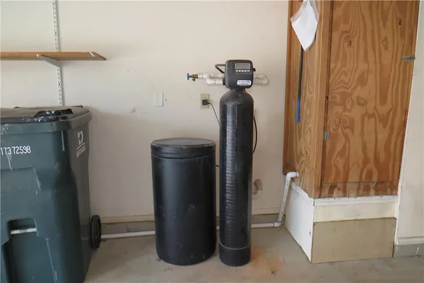 $2,500 | 201 Norwood Street West, Georgetown, TX 78628