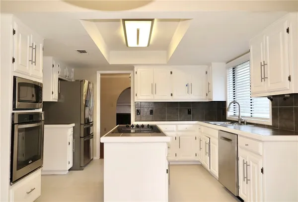 $2,500 | 201 Norwood Street West, Georgetown, TX 78628