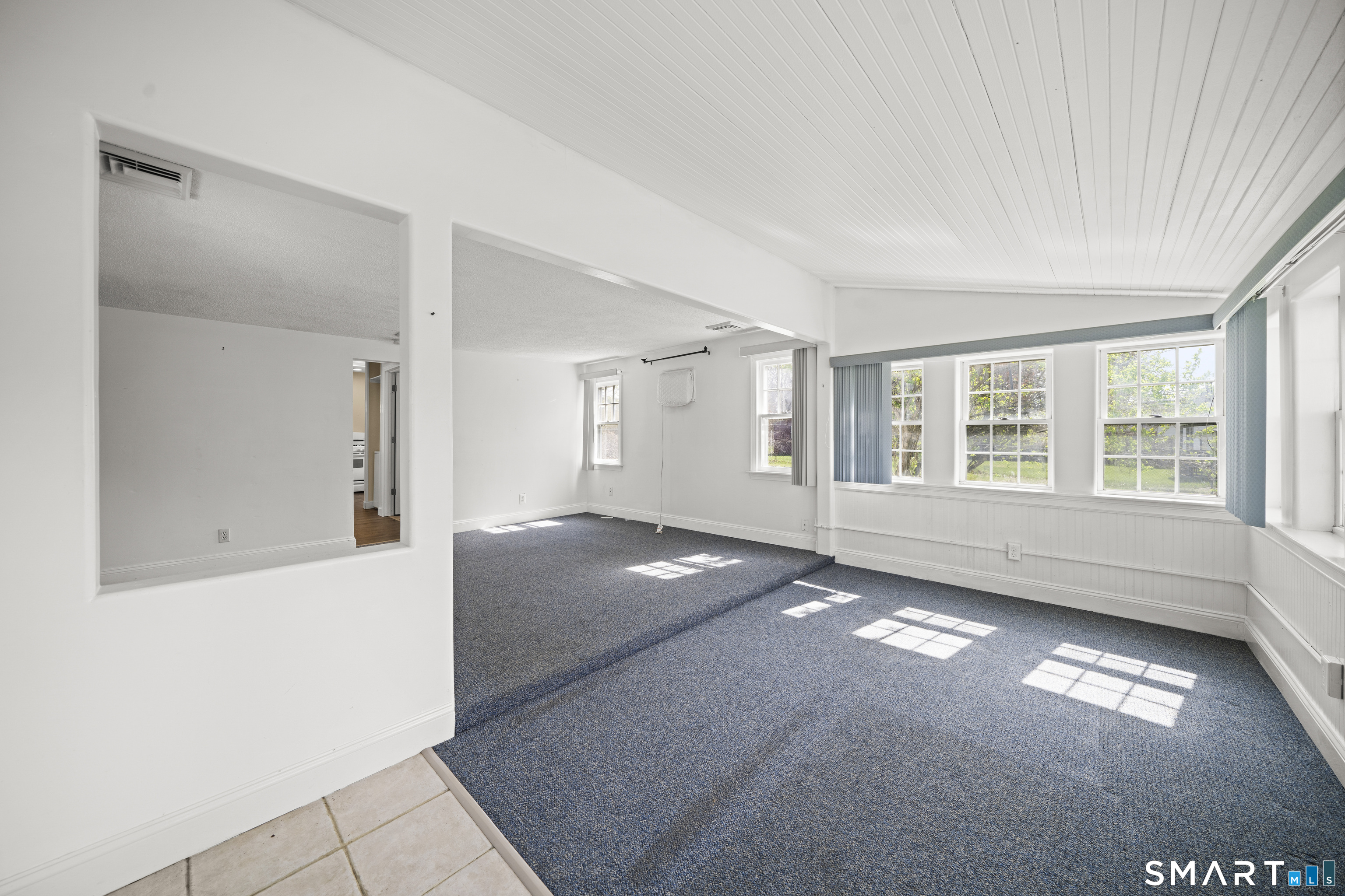 136 Cottage Road Enfield, CT 06082 - Photo 5 of 20 Gallery Image 5