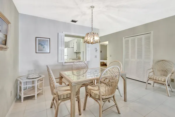 $199,000 | 1600 Southeast St Lucie Boulevard, Unit 211, Stuart, FL 34996