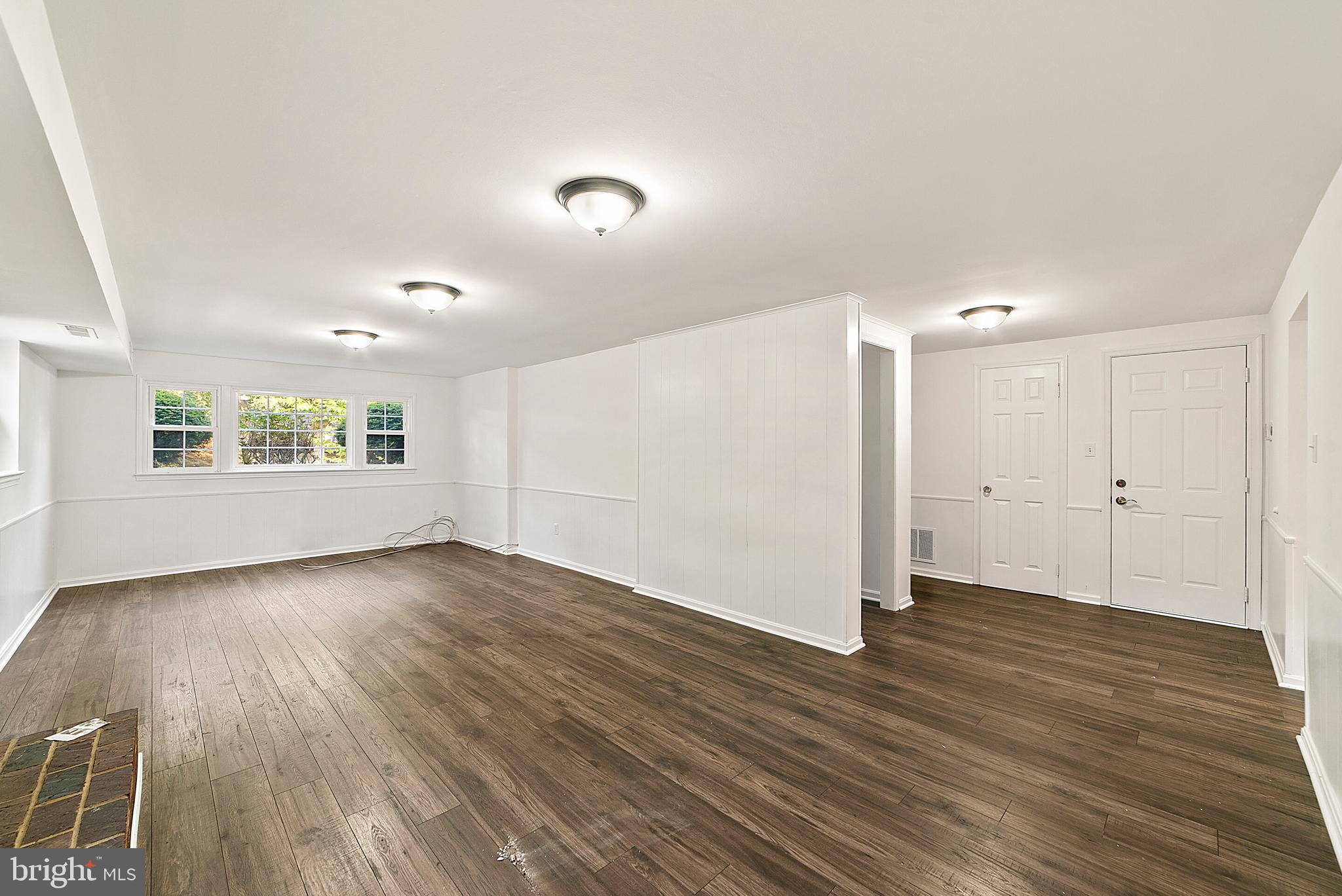 6008 Roxbury Avenue Springfield, VA 22152 - Photo 17 of 35