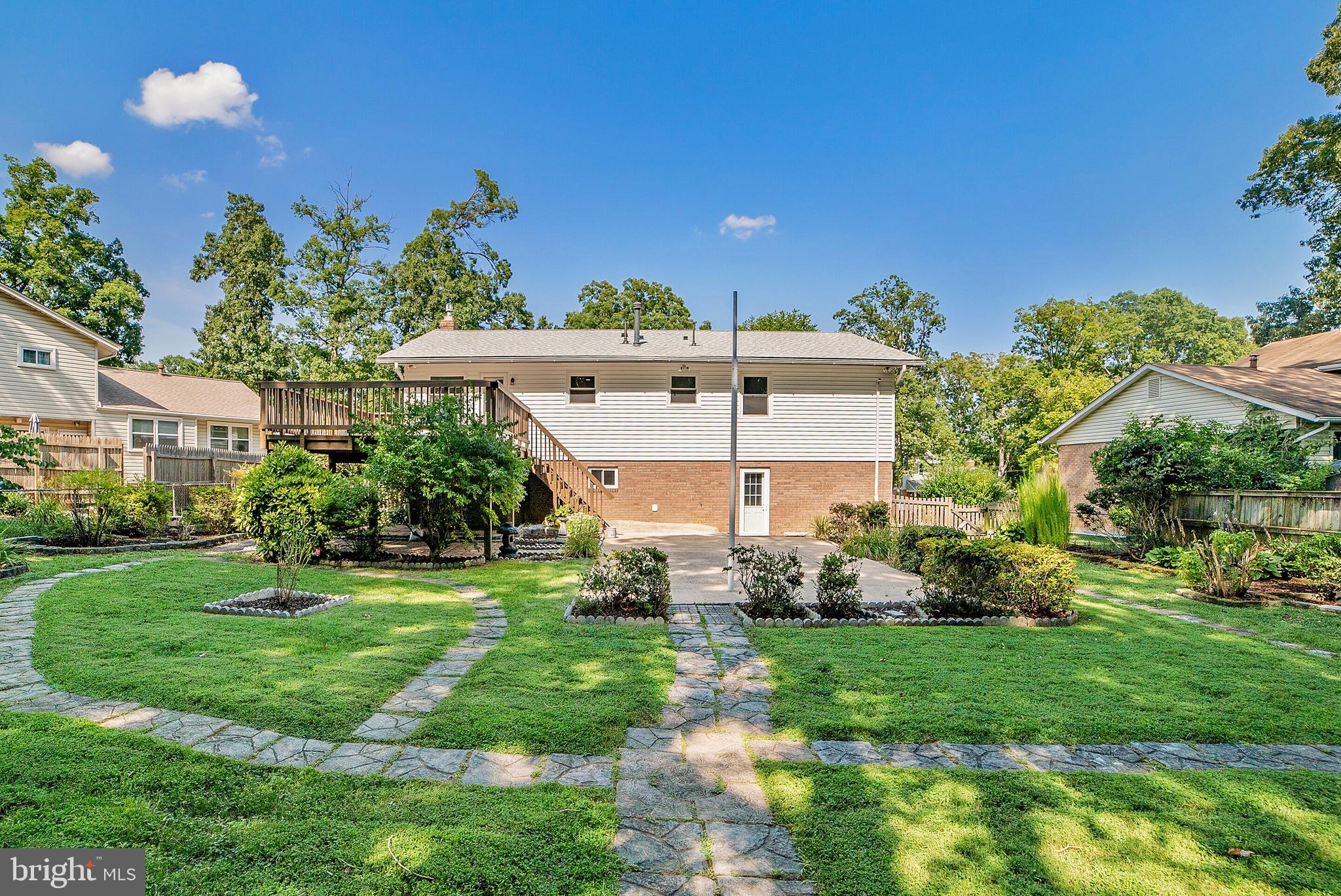 6008 Roxbury Avenue Springfield, VA 22152 - Photo 33 of 35