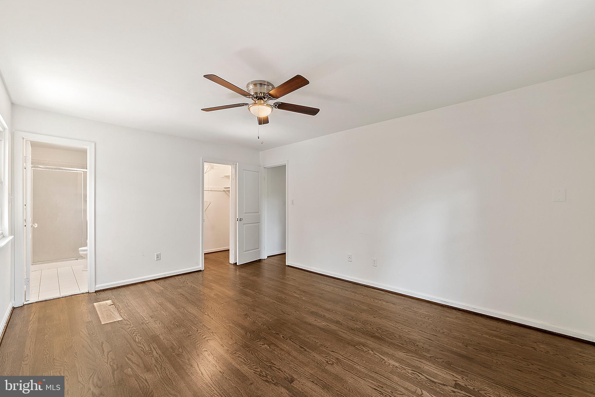6008 Roxbury Avenue Springfield, VA 22152 - Photo 9 of 35
