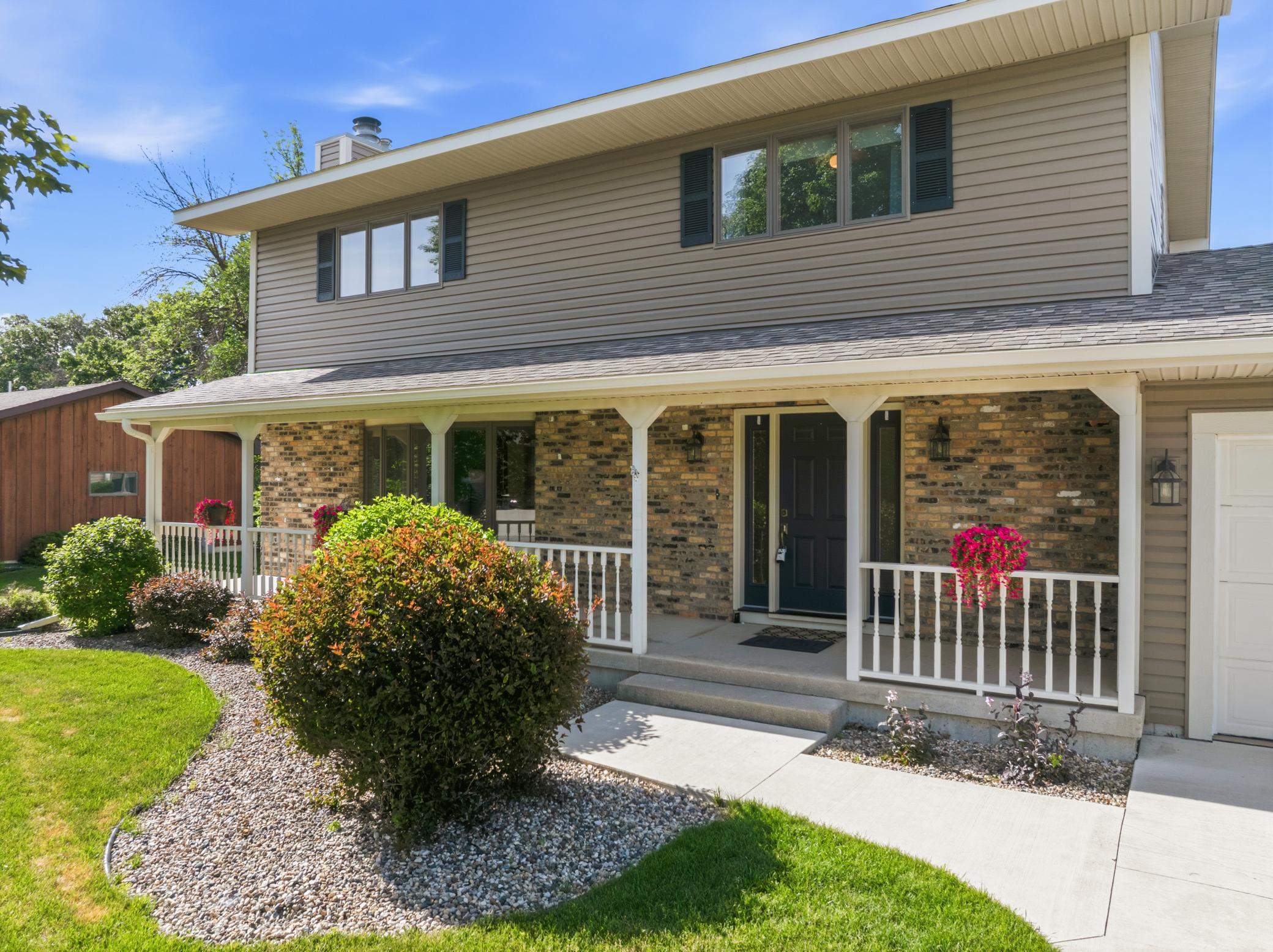 1203 22nd Avenue Southwest Austin, MN 55912 - Photo 3 of 43