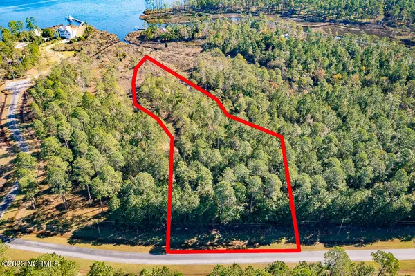 $20,000 | 29 Paradox Point Drive, Aurora, NC 27806