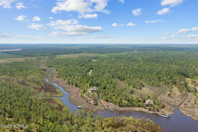 $20,000 | 29 Paradox Point Drive, Aurora, NC 27806