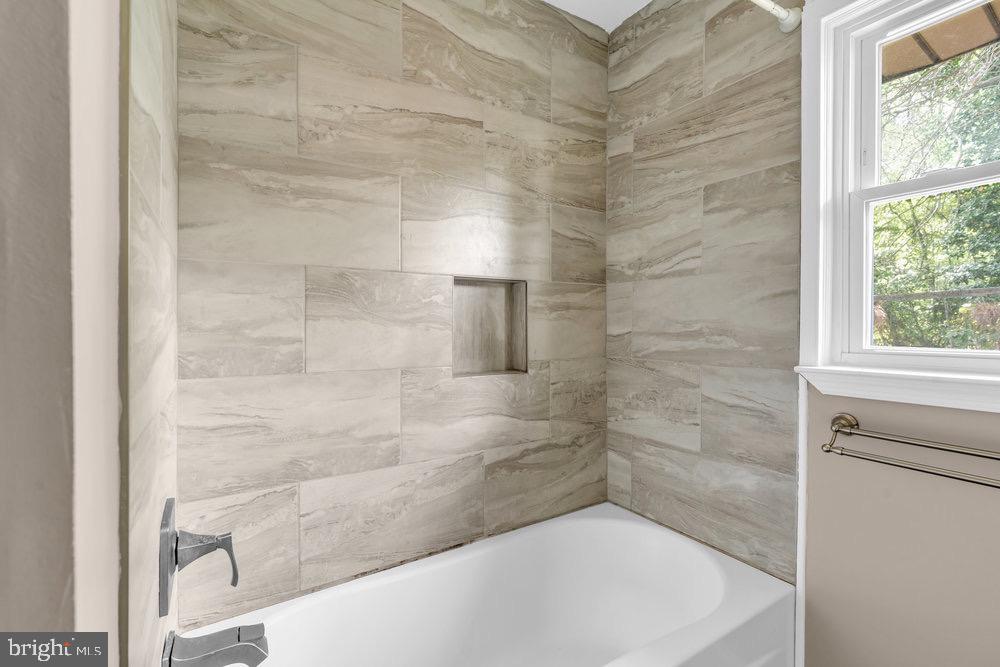 27 Litle Avenue Delran, NJ 08075 - Photo 15 of 20