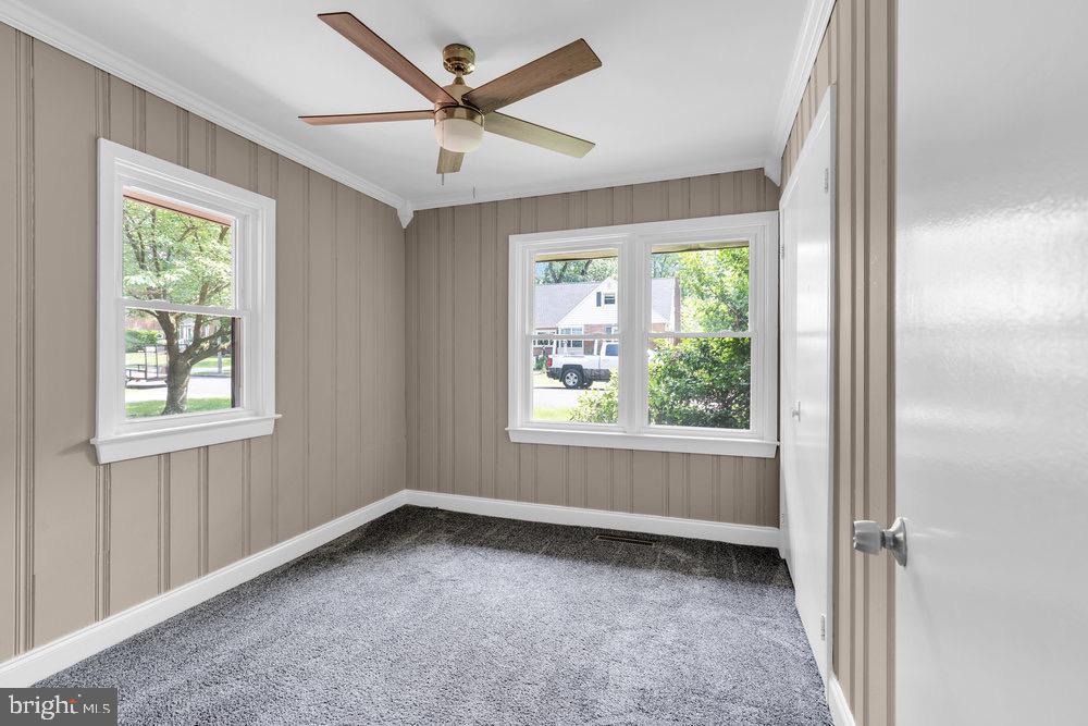 27 Litle Avenue Delran, NJ 08075 - Photo 18 of 20 a view of a livingroom with a ceiling fan and window