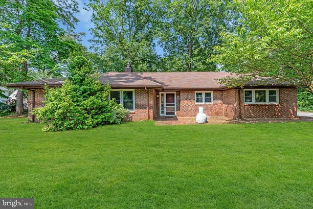 $2,800 | 27 Litle Avenue, Delran, NJ 08075