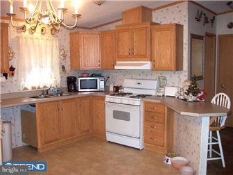2 New Bridge Road, Unit B 8 Salem, NJ 08079 - Photo 4 of 8 Kitchen