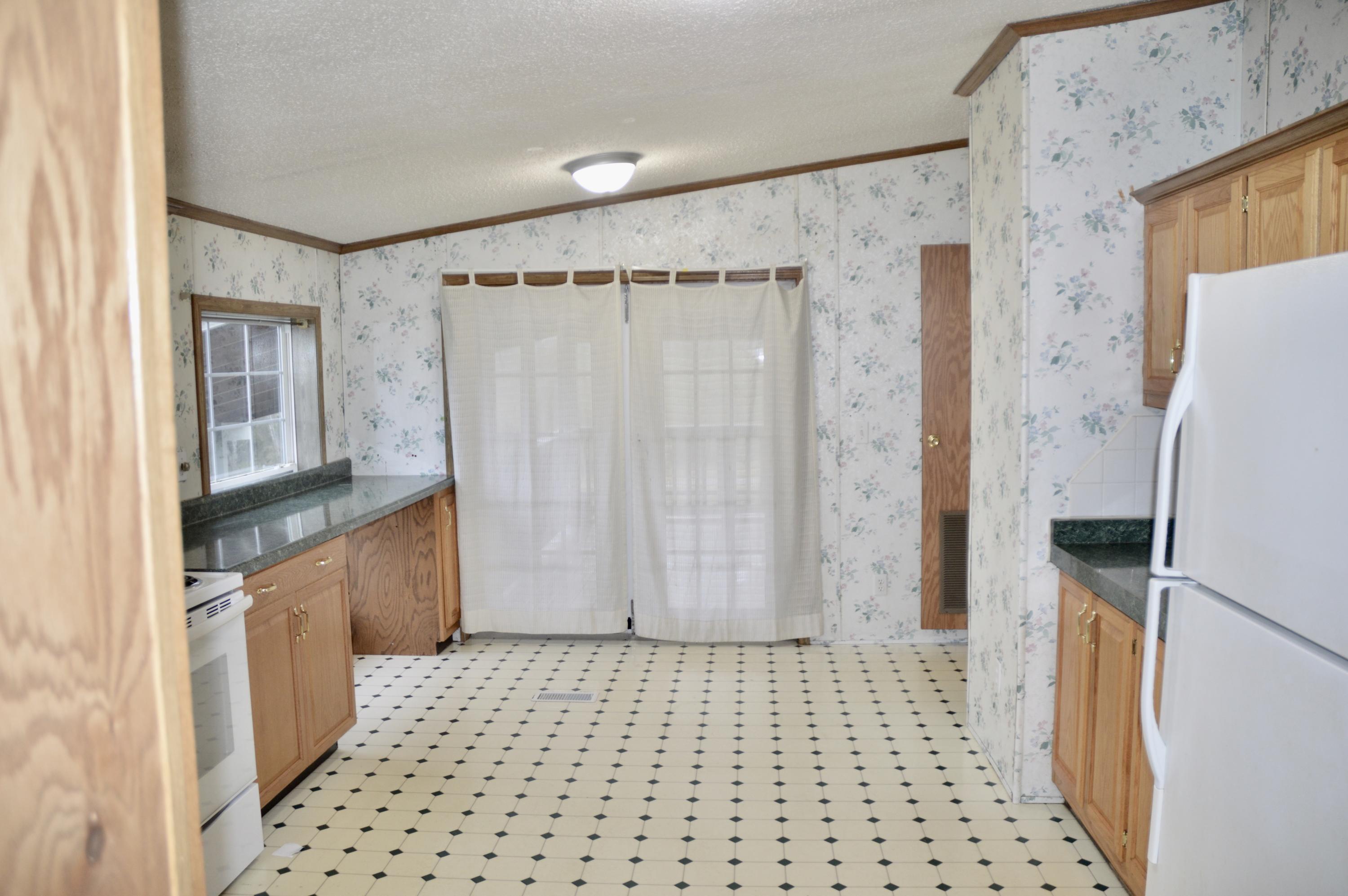 365 Keeble Road Maryville, TN 37804 - Photo 6 of 27 F66F752D-2EF1-4FAA-B857-9F1105EDE61C_1_2