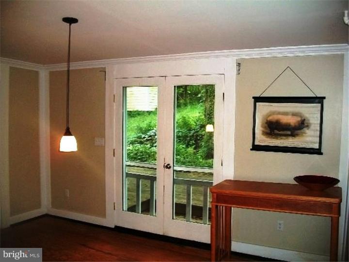 7464 Ferry Road New Hope, PA 18938 - Photo 7 of 24 Dining Room