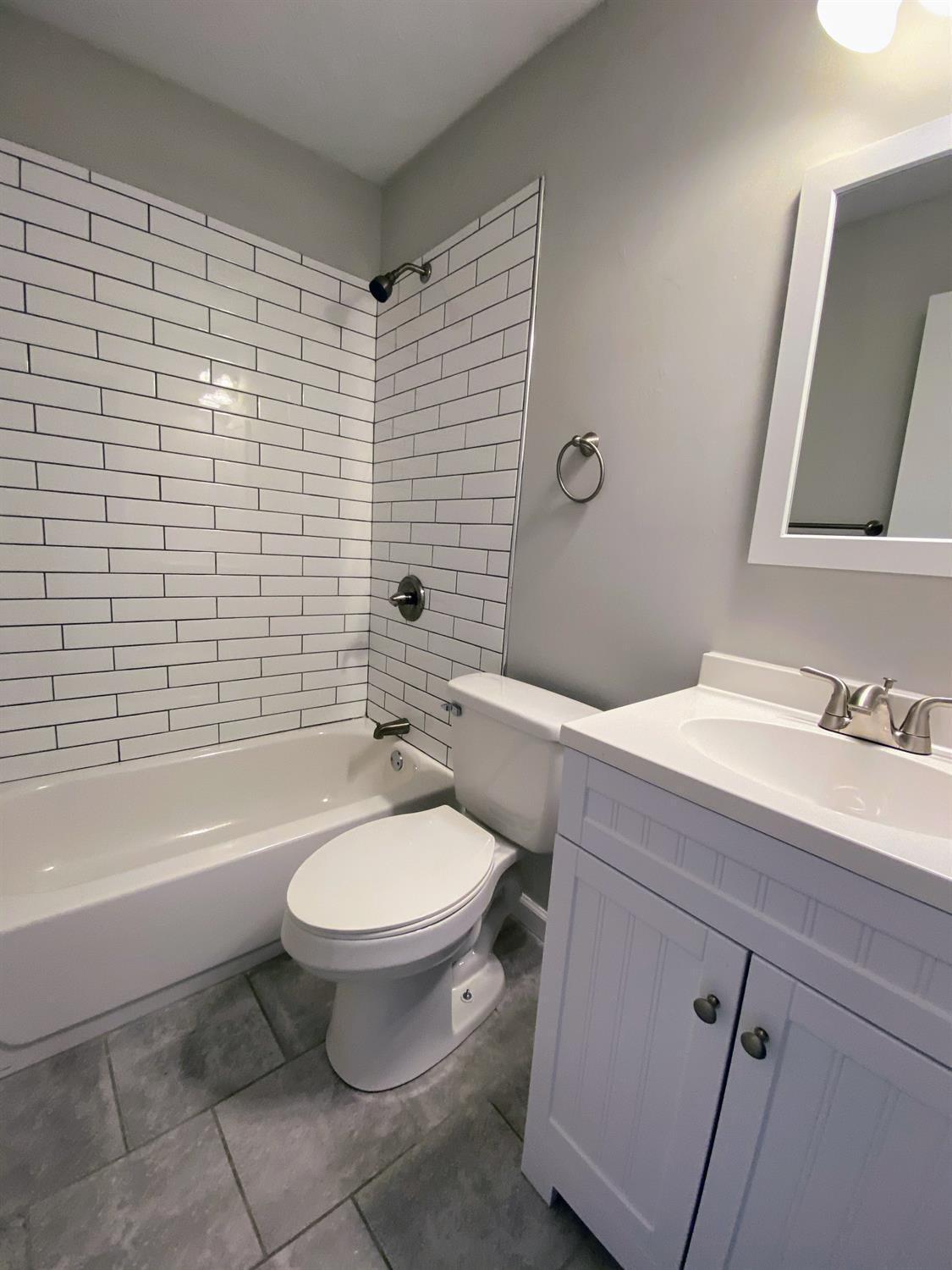 6210 Ridge Avenue, Unit 17 Cincinnati, OH 45213 - Photo 11 of 12