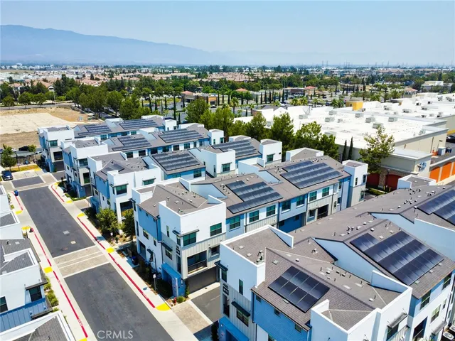 $630,000 | 944 Divino Privado North, Unit 59, Ontario, CA 91764