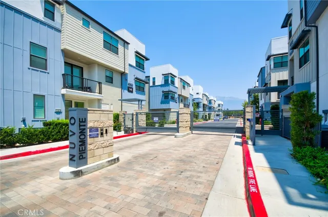 $630,000 | 944 Divino Privado North, Unit 59, Ontario, CA 91764