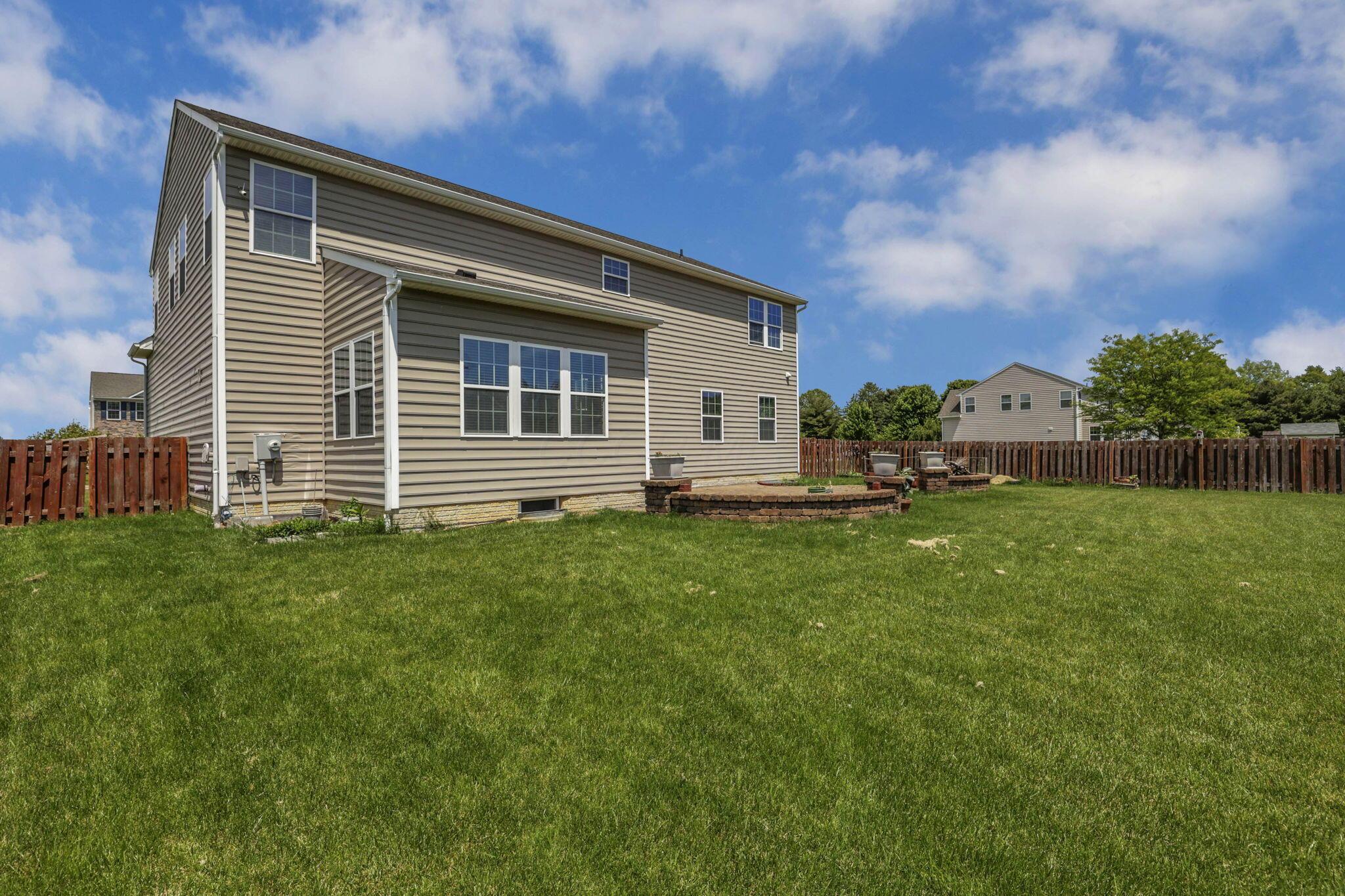 141 Prince Road Southwest Etna, OH 43062 - Photo 10 of 79