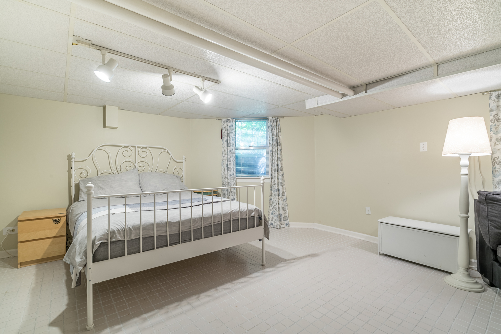 422 Ridge Avenue Winnetka, IL 60093 - Photo 18 of 21