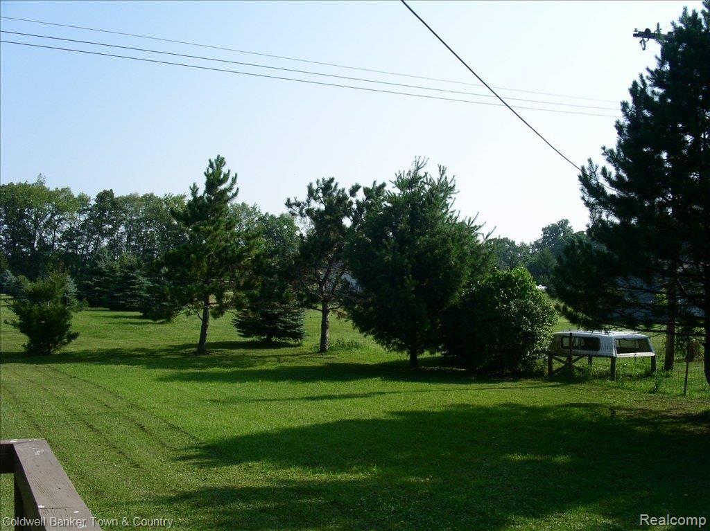 6125 Brophy Road Howell, MI 48855 - Photo 6 of 16 Back Yard