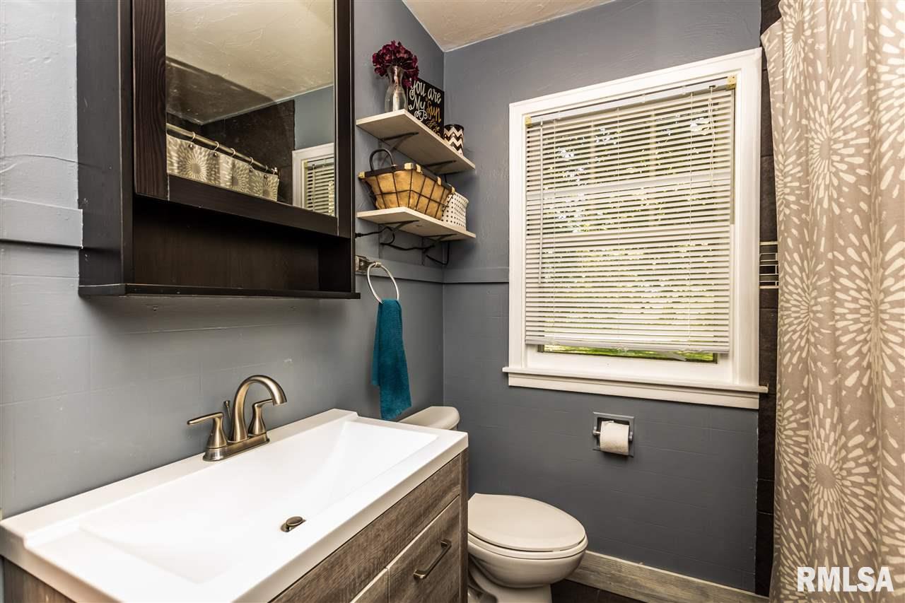 1691 Lourdes Road Metamora, IL 61548 - Photo 19 of 27 Gallery Image 19